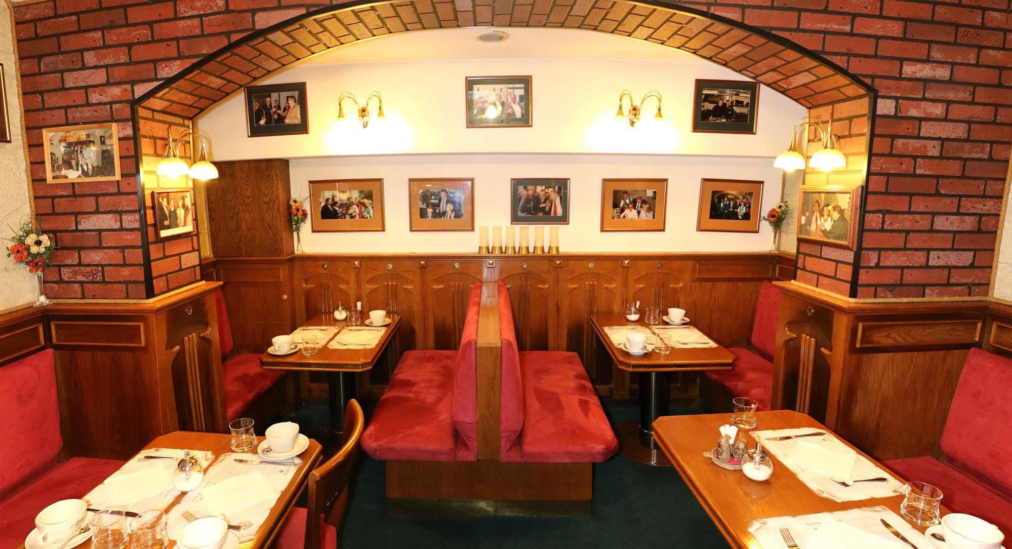 River Star Hotel Prague Exterior photo