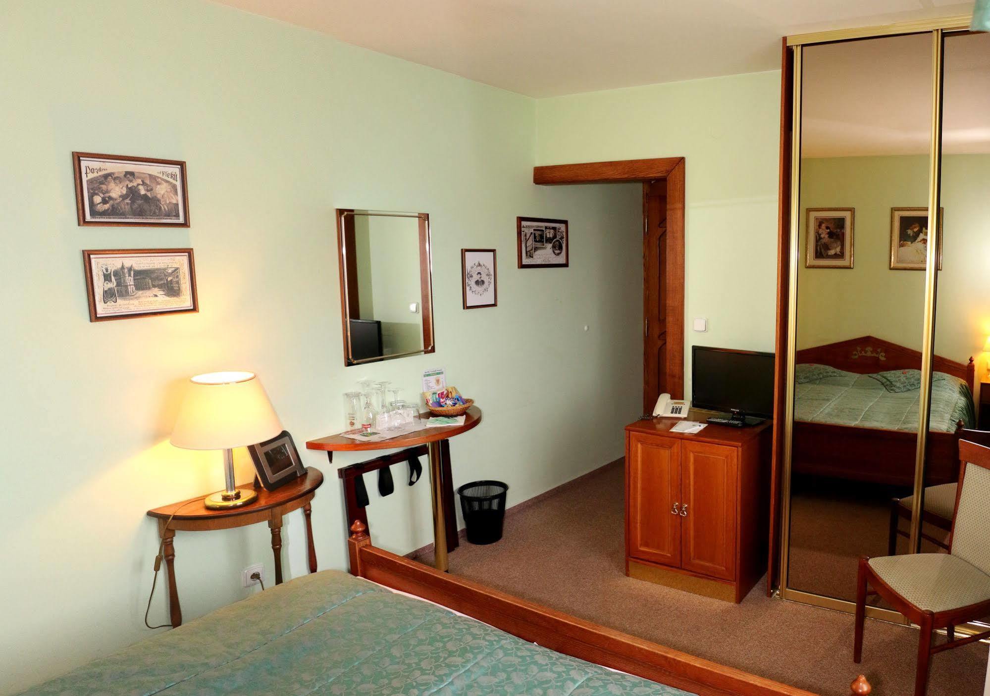 River Star Hotel Prague Exterior photo